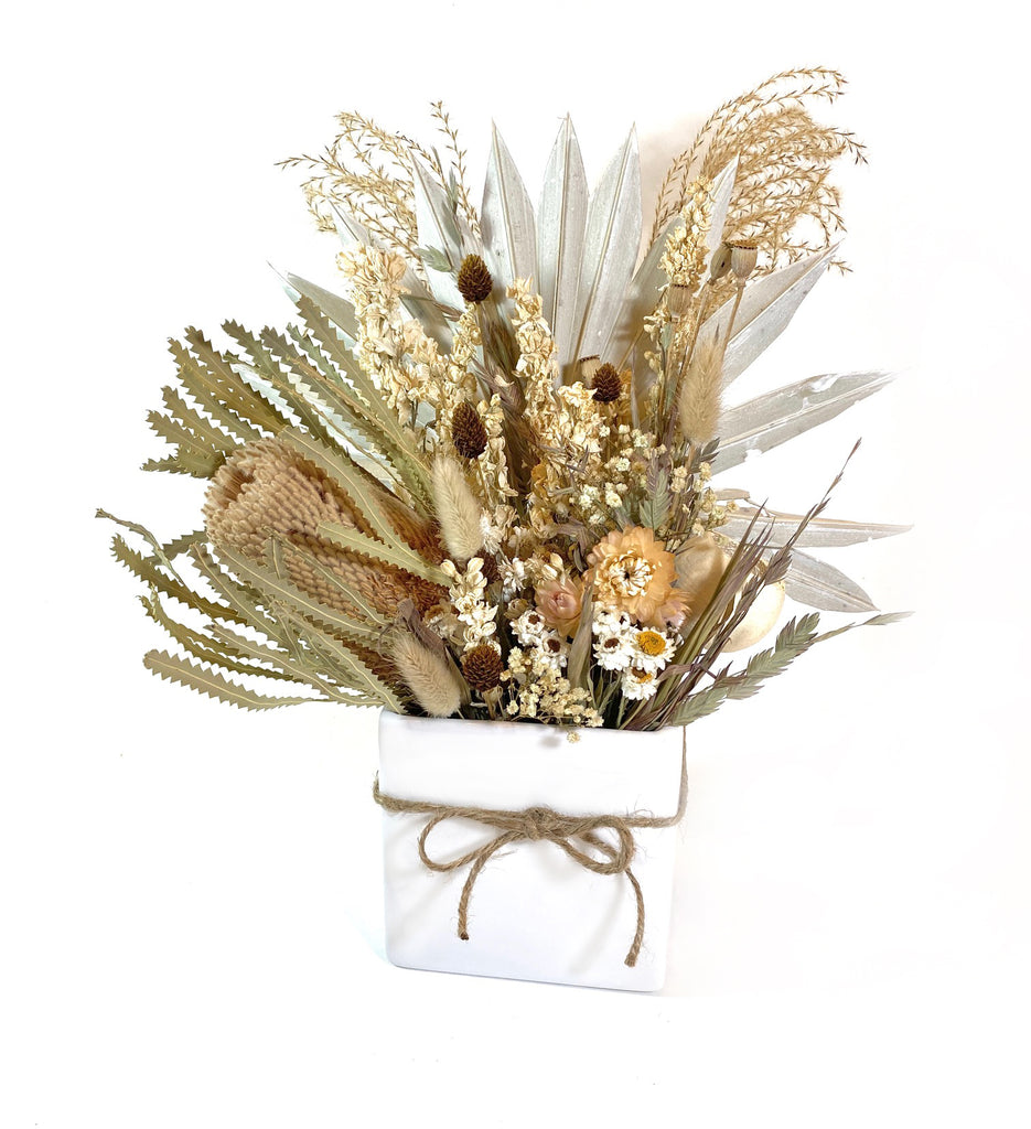 Natural Dried Floral Arrangement – Baton Rouge Succulent Co