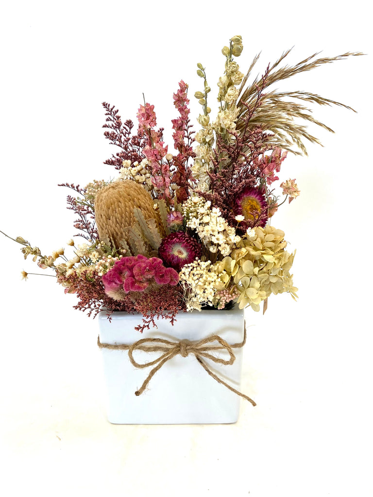 Southern Peach Dried Floral Arrangement – Baton Rouge Succulent Co